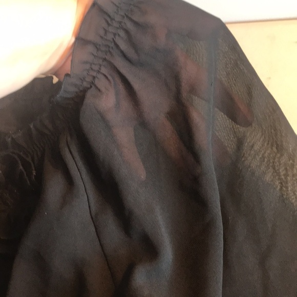 Check Me First Black 3/4 Sheer Sleeve Top With Black Rose Accent Junior Size XL - Picture 6 of 7